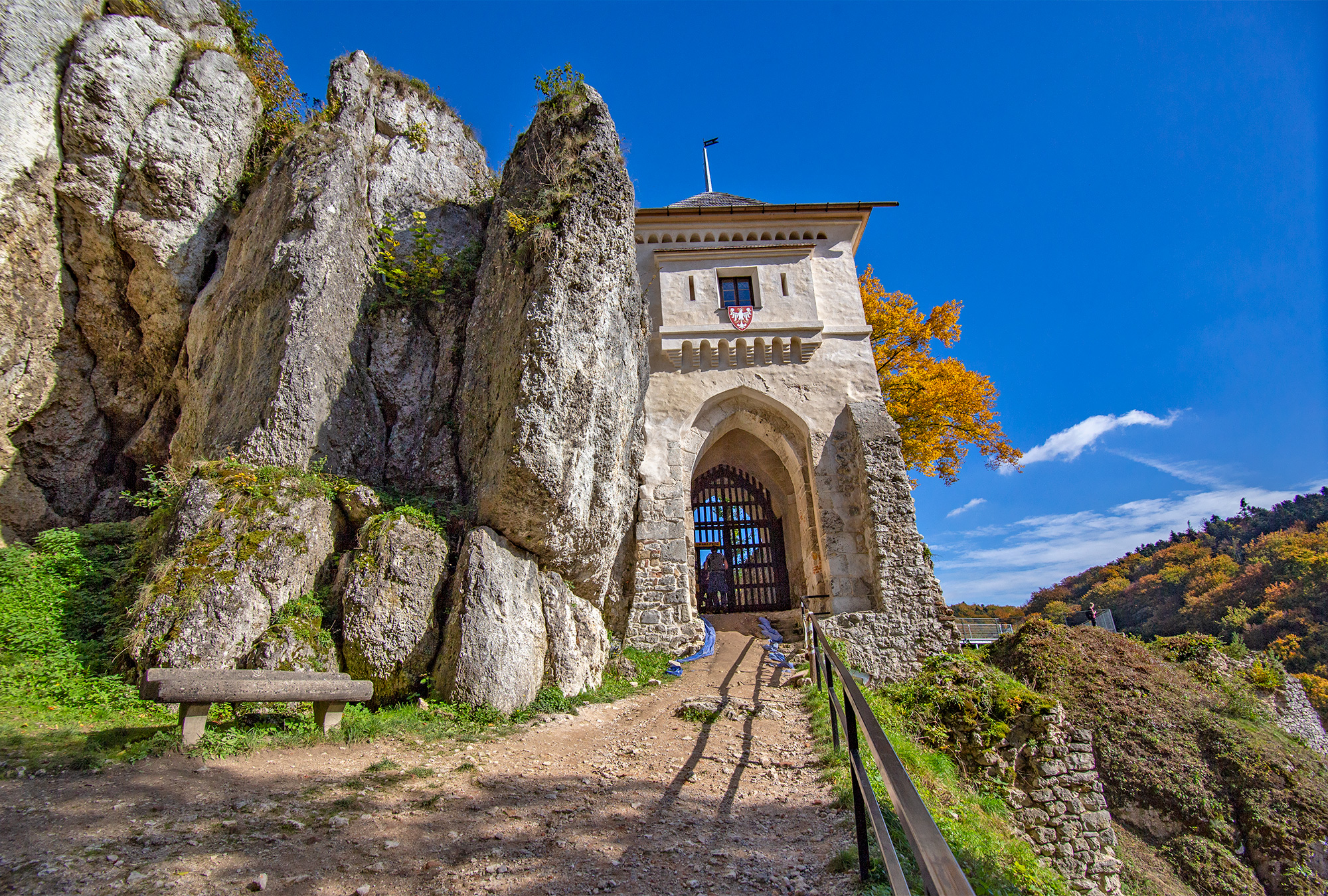 WYCIECZKA  –  SZLAKIEM ORLICH GNIAZD – OJCÓW